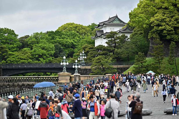 Nhật hoàng sắp làm lễ thoái vị