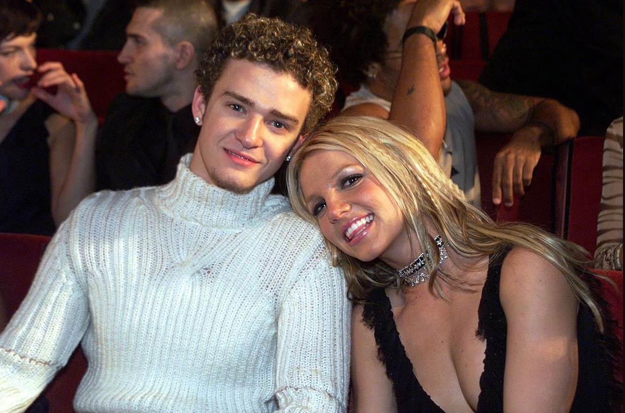 4 bài hát của Britney Spears và Justin Timberlake viết về mối tình ồn ào của họ