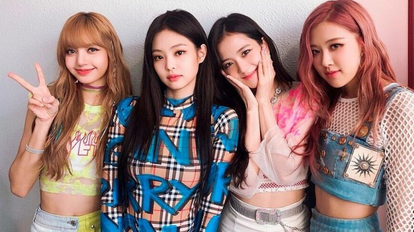 Blackpink nói tiếng Việt, nhảy "See tình" trong concert tại Hà Nội