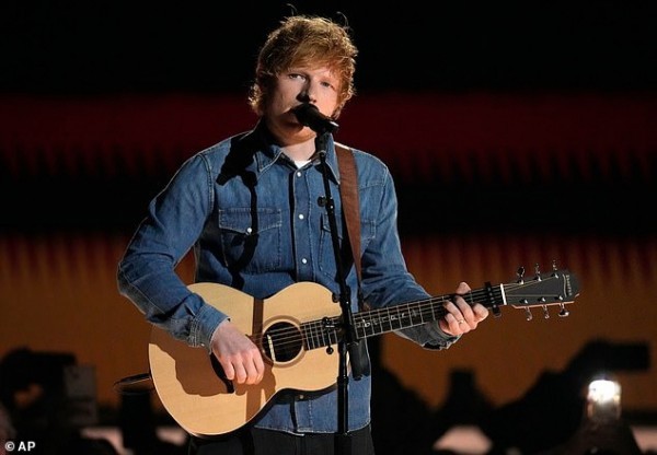 Ed Sheeran đứng đầu bảng xếp hạng Australia với album âm nhạc mới nhất