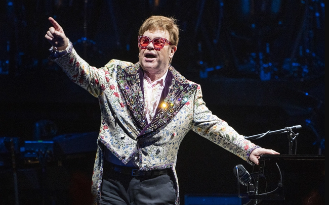 Elton John - Nghệ sĩ sở hữu tour diễn lớn nhất lịch sử