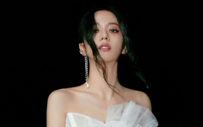 "Flower" của Jisoo đạt 100 triệu lượt stream trên Spotify