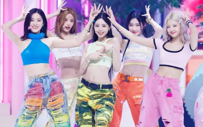 ITZY sở hữu 5 album lọt top Billboard 200