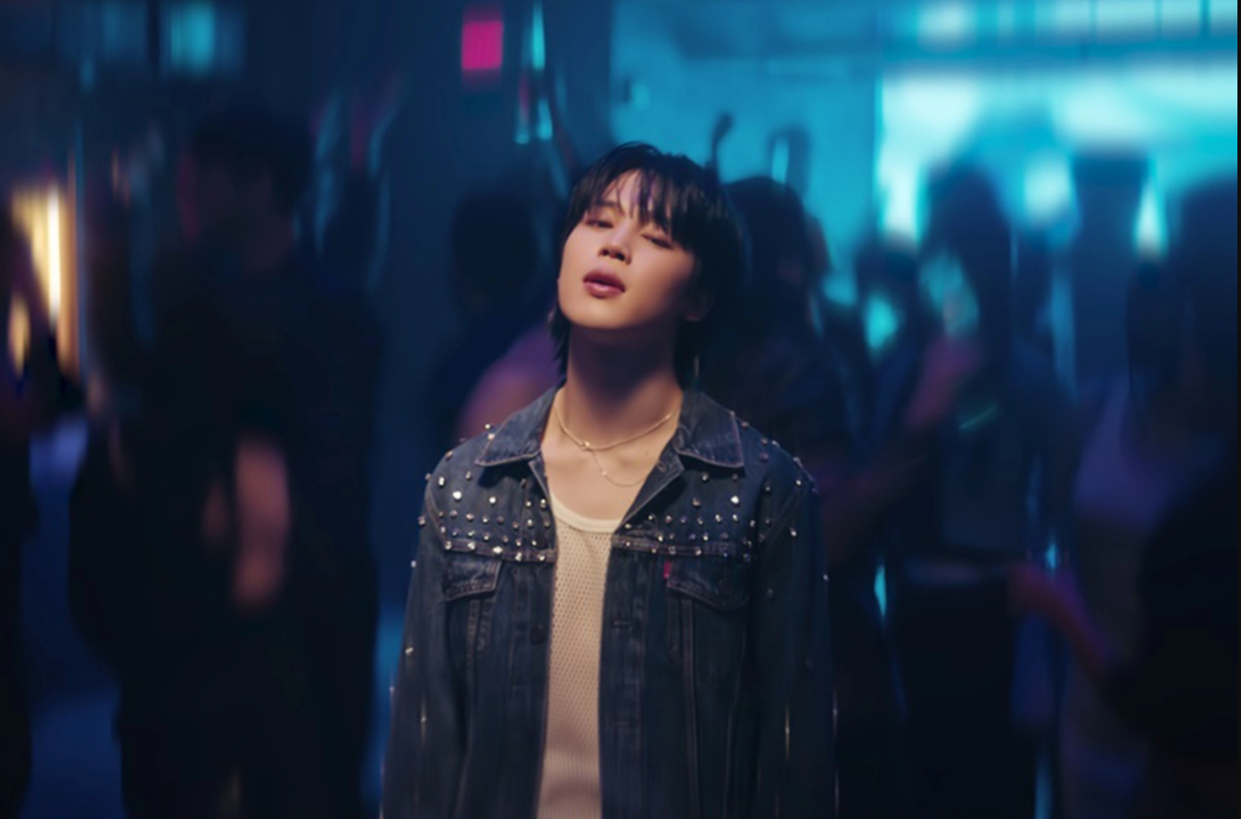 Jimin (BTS) - Nghệ sĩ solo K-Pop đạt thứ hạng cao nhất trên Billboard 200