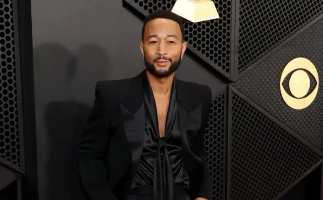 Đề cử giải Grammy 2025 và "Chiếc vé về tuổi thơ" của John Legend