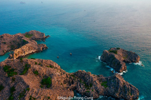 Bộ ảnh đẹp mê hồn về hòn đảo không phải ai cũng được đặt chân đến ở Hải Phòng Bộ ảnh đẹp mê hồn về hòn đảo không phải ai cũng được đặt chân đến ở Hải Phòng