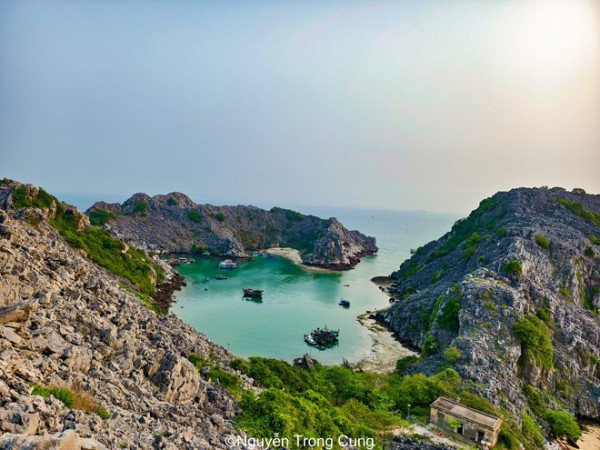 Bộ ảnh đẹp mê hồn về hòn đảo không phải ai cũng được đặt chân đến ở Hải Phòng Bộ ảnh đẹp mê hồn về hòn đảo không phải ai cũng được đặt chân đến ở Hải Phòng