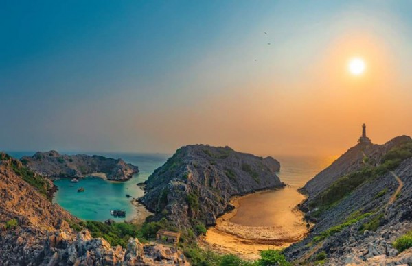 Bộ ảnh đẹp mê hồn về hòn đảo không phải ai cũng được đặt chân đến ở Hải Phòng Bộ ảnh đẹp mê hồn về hòn đảo không phải ai cũng được đặt chân đến ở Hải Phòng