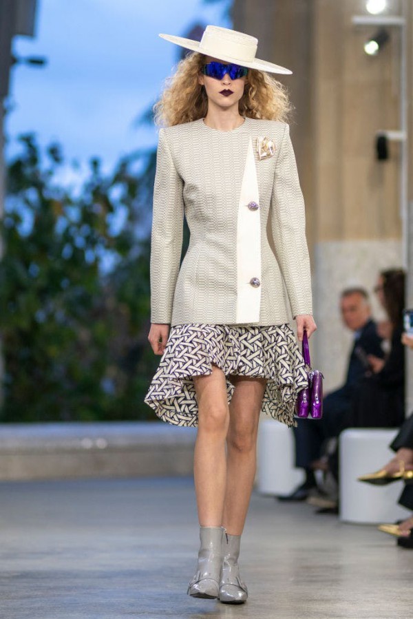 Nicolas Ghesquière giới thiệu bộ sưu tập Louis Vuitton Cruise 2025