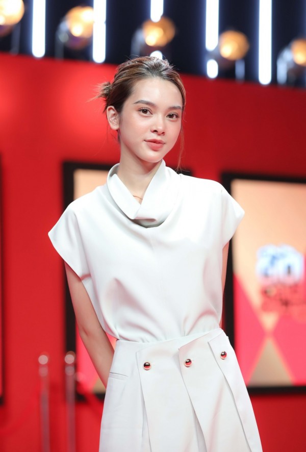 Ơn giời cậu đây rồi: Nữ chính VTV - Quỳnh Lương góp mặt, LyLy đóng vai con gái Trường Giang