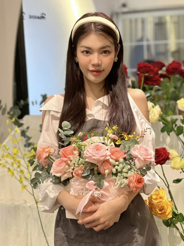Nhan sắc trong trẻo của mỹ nhân Việt 19 tuổi thi Hoa hậu Chuyển giới Việt Nam