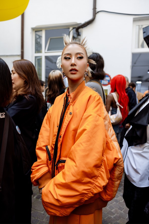 Quỳnh Anh Shyn gây ấn tượng mạnh tại Milan Fashion Week