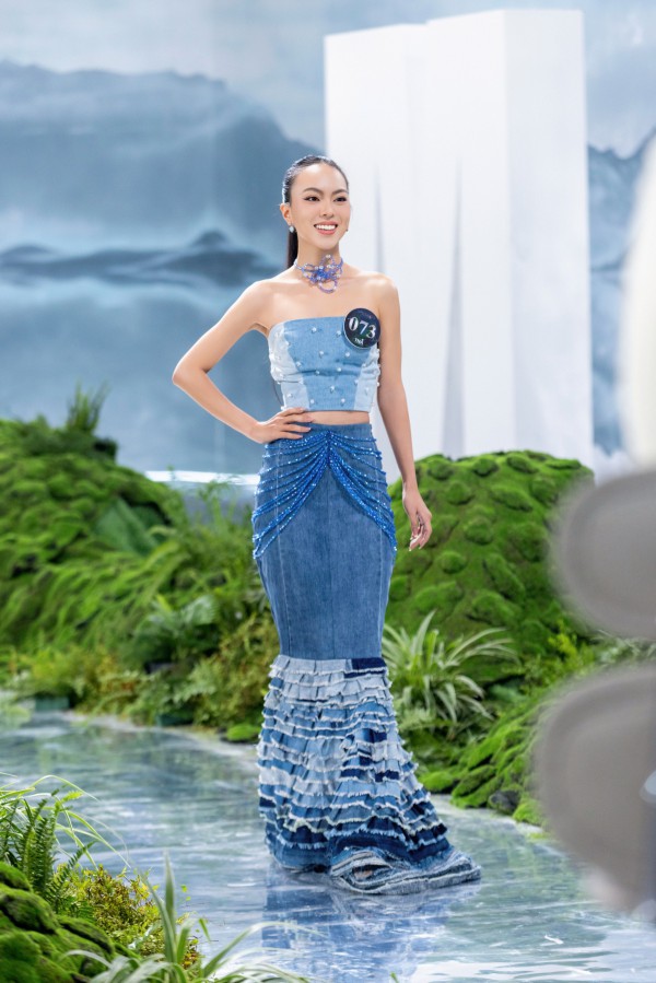 Trang phục tái chế độc đáo của thí sinh Miss Earth Việt Nam 2023