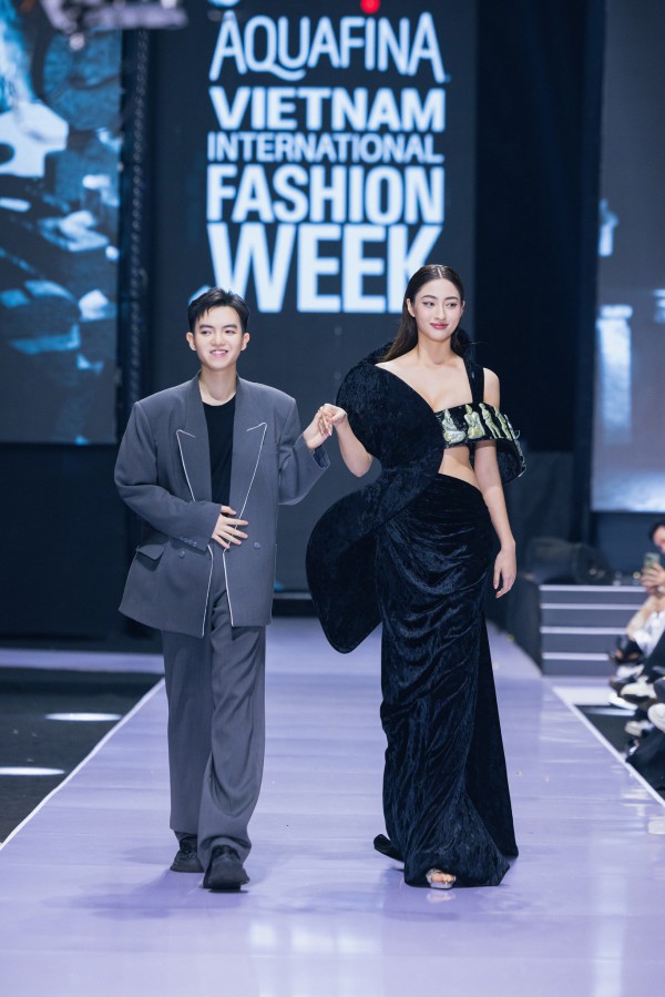 3 nhà thiết kế trẻ khuấy động sàn diễn khai mạc Vietnam International Fashion Week