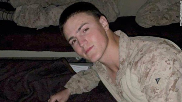 Alec Baldwin bị kiện vì phỉ báng gia đình lính thủy đánh bộ hy sinh ở Afghanistan