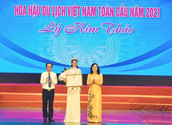 Bạc Liêu: Tuyên dương tân Hoa hậu Du lịch Việt Nam toàn cầu Lý Kim Thảo