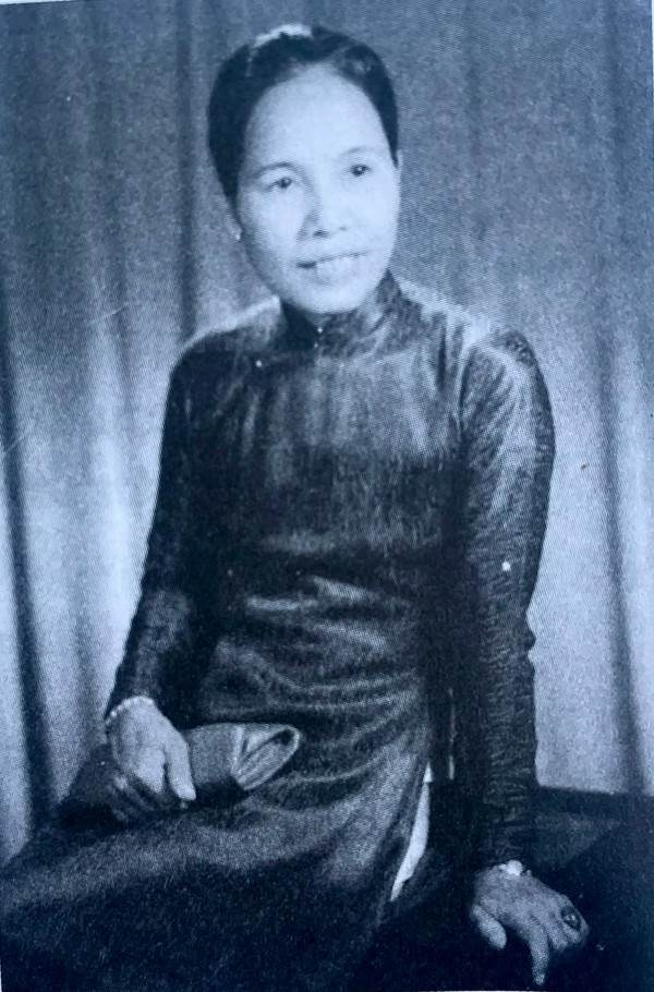 Bảo tàng kể chuyện: 'Uyên ương thêu dở' - khúc tình ca thầm lặng giữa chiến tranh Bảo tàng kể chuyện: 'Uyên ương thêu dở' - khúc tình ca thầm lặng giữa chiến tranh