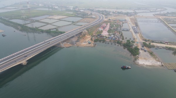 Bến phà Gianh thành công viên tưởng niệm, đánh thức ký ức tàu không số huyền thoại Bến phà Gianh thành công viên tưởng niệm, đánh thức ký ức tàu không số huyền thoại