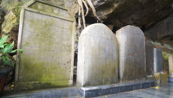 Bí ẩn 18 bức tranh ma nhai về các vị la hán trong động Liên Hoa Bí ẩn 18 bức tranh ma nhai về các vị la hán trong động Liên Hoa