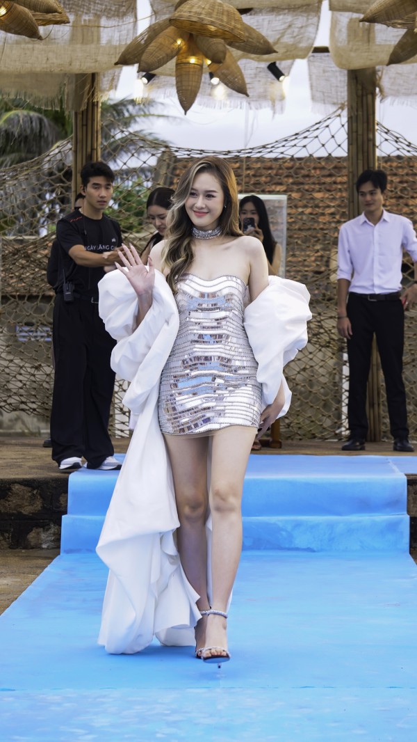 Bí mật showbiz trong phim Việt Bí mật showbiz trong phim Việt