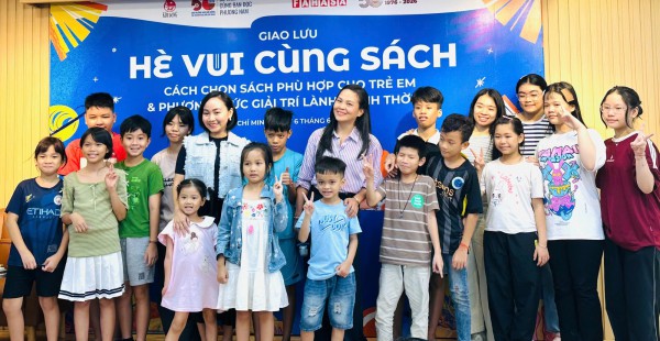 Bí quyết giúp trẻ tìm thấy niềm vui với sách Bí quyết giúp trẻ tìm thấy niềm vui với sách