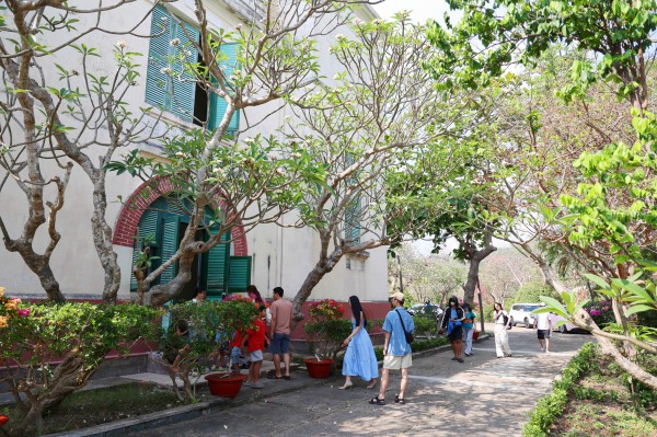 Biệt thự Cầu Đá Nha Trang mở cửa đón khách sau hơn 10 năm dừng hoạt động