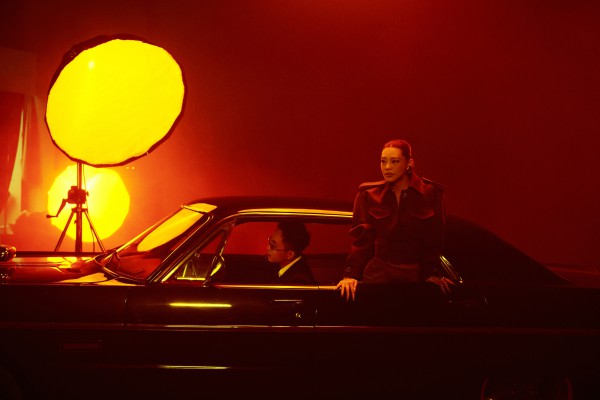 Bùi Lan Hương làm mới 'nhan sắc' của đạo diễn Nguyễn Quang Dũng