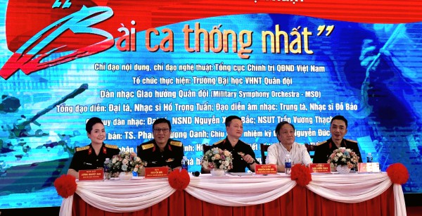 Ca sĩ Phạm Khánh Ngọc, Lương Nguyệt Anh hát mừng 'Bài ca thống nhất'