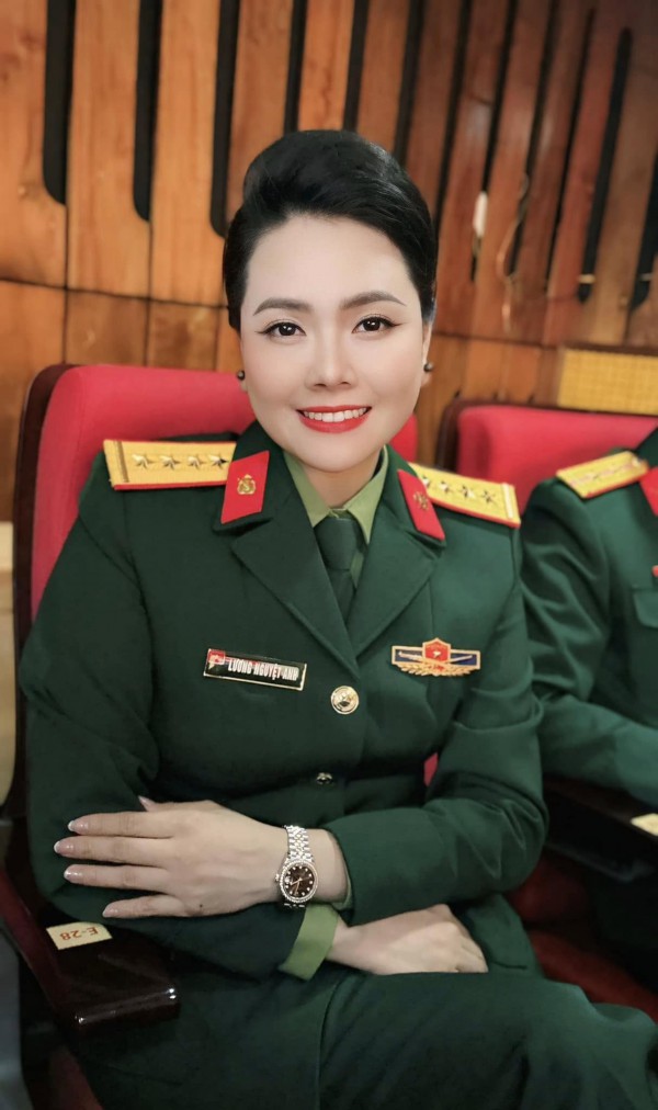 Ca sĩ Phạm Khánh Ngọc, Lương Nguyệt Anh hát mừng 'Bài ca thống nhất'