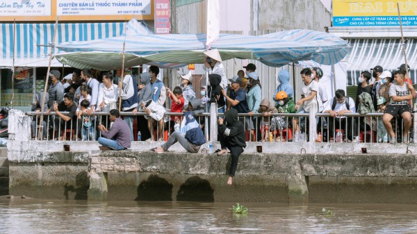Cận cảnh đua ghe ngo tại lễ hội Ooc Om Boc Vĩnh Long