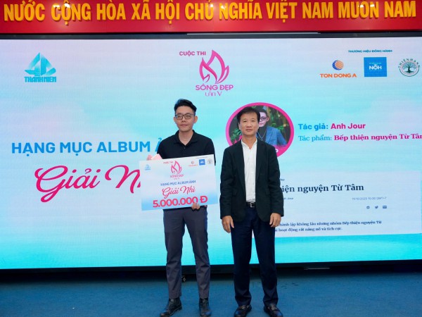 Chàng trai 9X gắn bó với 'Sống đẹp' vì lý do đặc biệt