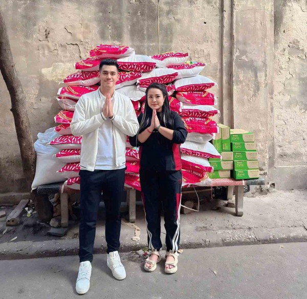 Chung mạch ngầm cảm xúc của 'Sống đẹp'