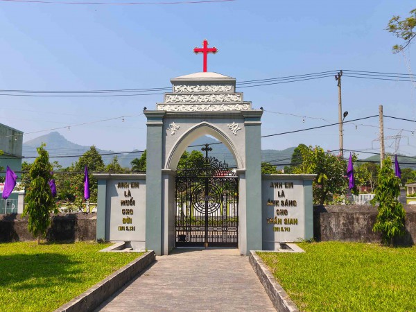 Chuông đồng đúc từ súng thần công ở nhà thờ gần 140 tuổi