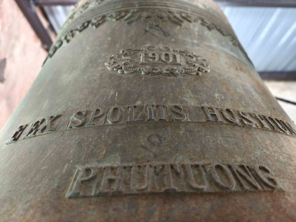 Chuông đồng đúc từ súng thần công ở nhà thờ gần 140 tuổi