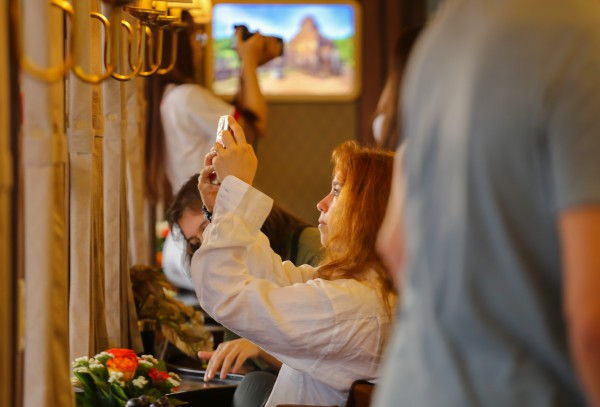 Chuyến tàu di sản miền Trung có gì sau khi được 'thay áo' mới? Chuyến tàu di sản miền Trung có gì sau khi được 'thay áo' mới?