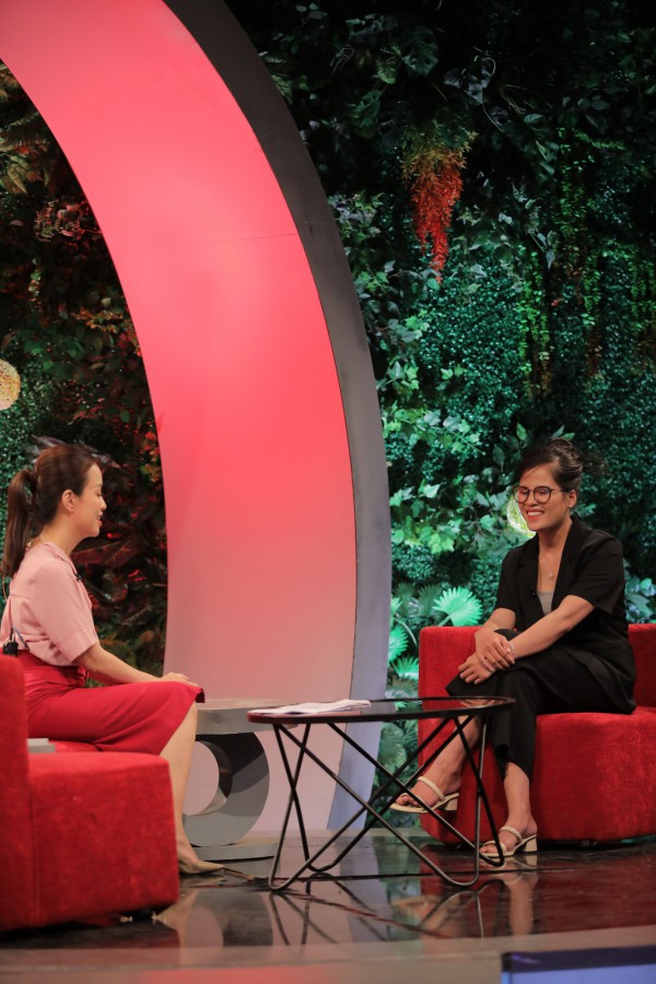 Cô gái khiếm thị vào sách kỷ lục nhờ hàng trăm huy chương bơi lội