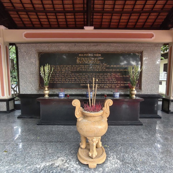 Công viên Lê Thị Riêng: Những ký ức lịch sử dưới lớp đất yên bình Công viên Lê Thị Riêng: Những ký ức lịch sử dưới lớp đất yên bình