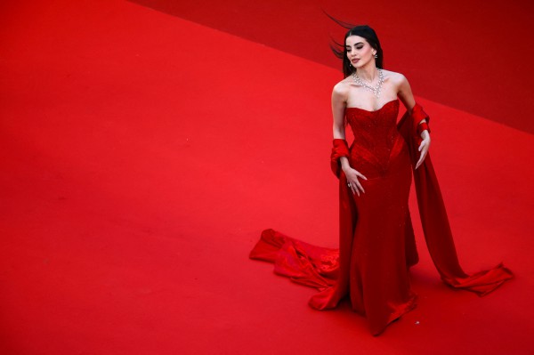 Demi Moore, Củng Lợi khoe sắc gợi cảm bên dàn sao dự khai mạc Cannes