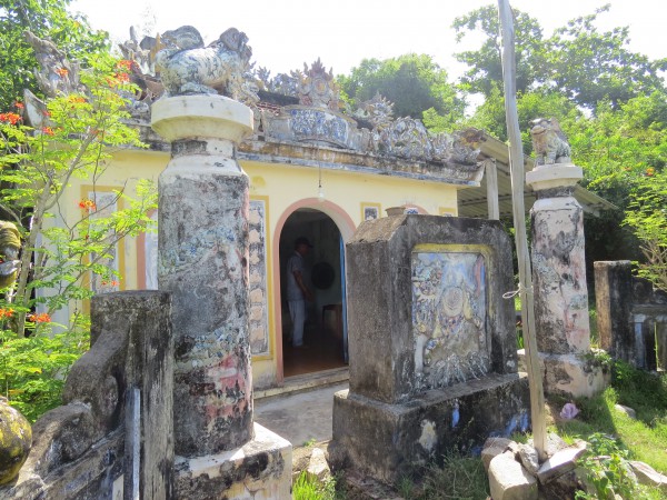 Di tích Sa Huỳnh hư hại vì bão Di tích Sa Huỳnh hư hại vì bão