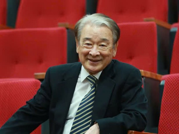 Diễn viên 'hoạt động lâu năm nhất Hàn Quốc' Lee Soon Jae qua đời