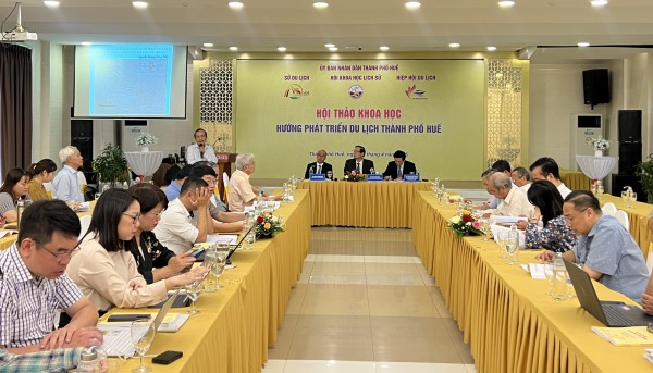 Du lịch Huế thời nhà Nguyễn đã diễn ra và vận hành như thế nào?