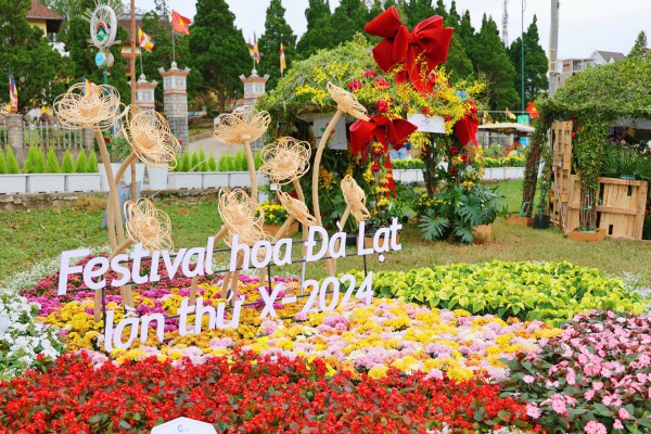 Festival Hoa Đà Lạt 2026: Sắc hoa hòa cùng âm nhạc và công nghệ Festival Hoa Đà Lạt 2026: Sắc hoa hòa cùng âm nhạc và công nghệ