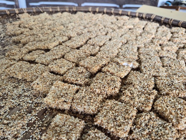 Giữ hương tết xưa: Bánh 'bảy lửa' đậm vị tết quê