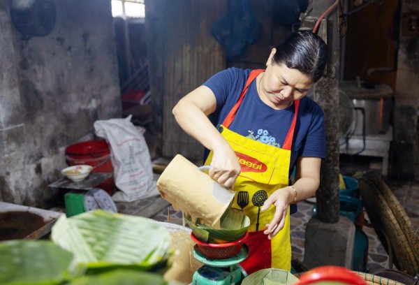 Giữ hương tết xưa: Bánh tổ - hương tết bàn thờ xứ Quảng