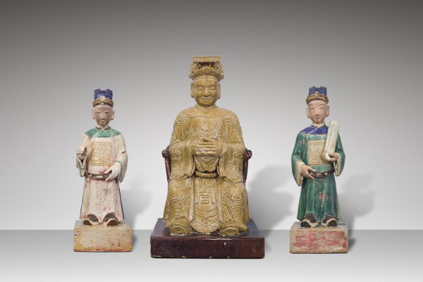 Gốm Sài Gòn xưa kể chuyện: Khám phá bộ tượng thờ 3 quyền năng thiên, địa, thủy Gốm Sài Gòn xưa kể chuyện: Khám phá bộ tượng thờ 3 quyền năng thiên, địa, thủy