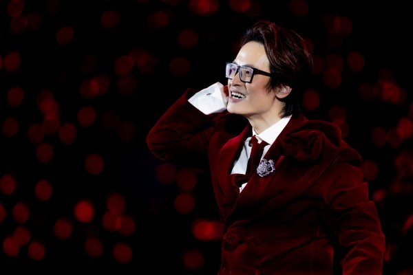 Hà Anh Tuấn trình diễn thăng hoa cùng Hương Tràm, Nguyễn Hùng trong concert 'The Rose' Hà Anh Tuấn trình diễn thăng hoa cùng Hương Tràm, Nguyễn Hùng trong concert 'The Rose'