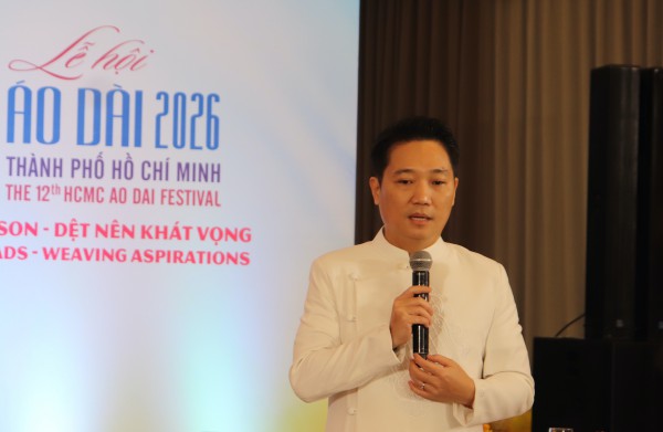 Hoa hậu Yolina Lindquist cùng dàn mỹ nhân Việt làm đại sứ Lễ hội Áo dài TP.HCM Hoa hậu Yolina Lindquist cùng dàn mỹ nhân Việt làm đại sứ Lễ hội Áo dài TP.HCM