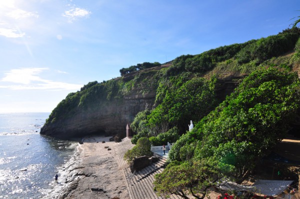 Huyền bí đảo Lý Sơn: Chùa Hang - nơi tiên đối ẩm với người trần