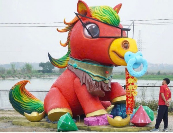 Kể chuyện linh vật ngựa 'quê mình'