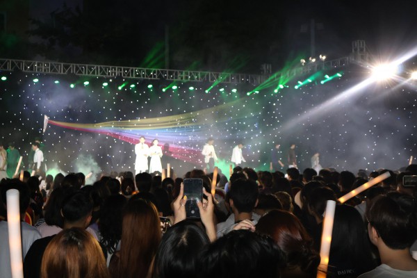 Làn Sóng Xanh 'đánh thức' ký ức một thời